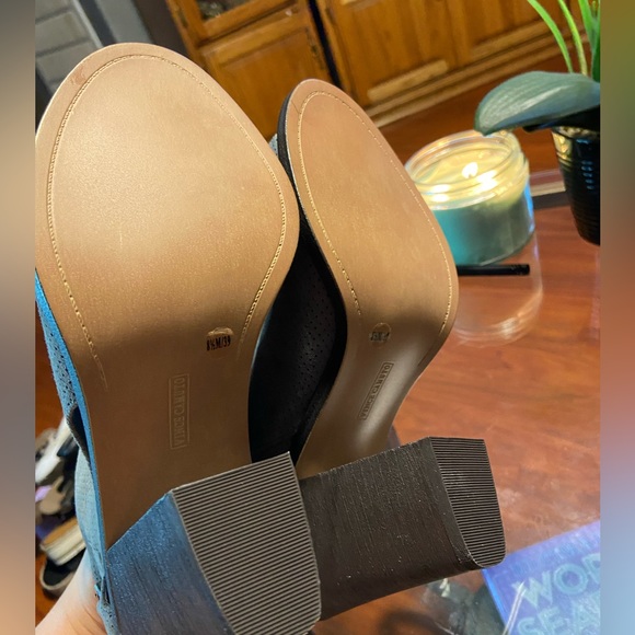 vince camuto booties - Picture 5 of 5